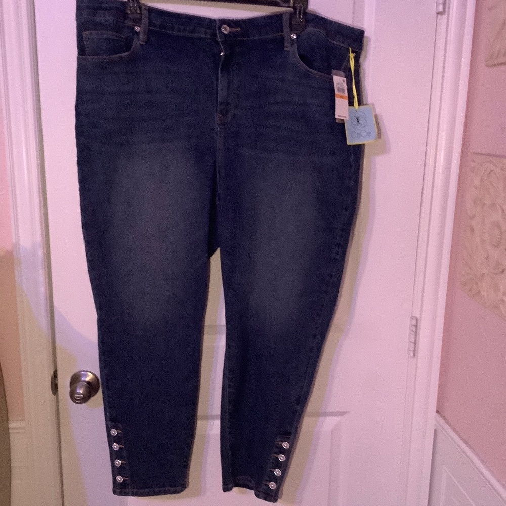 Woman plus size 24 CeCe denim Jean sparle buttons